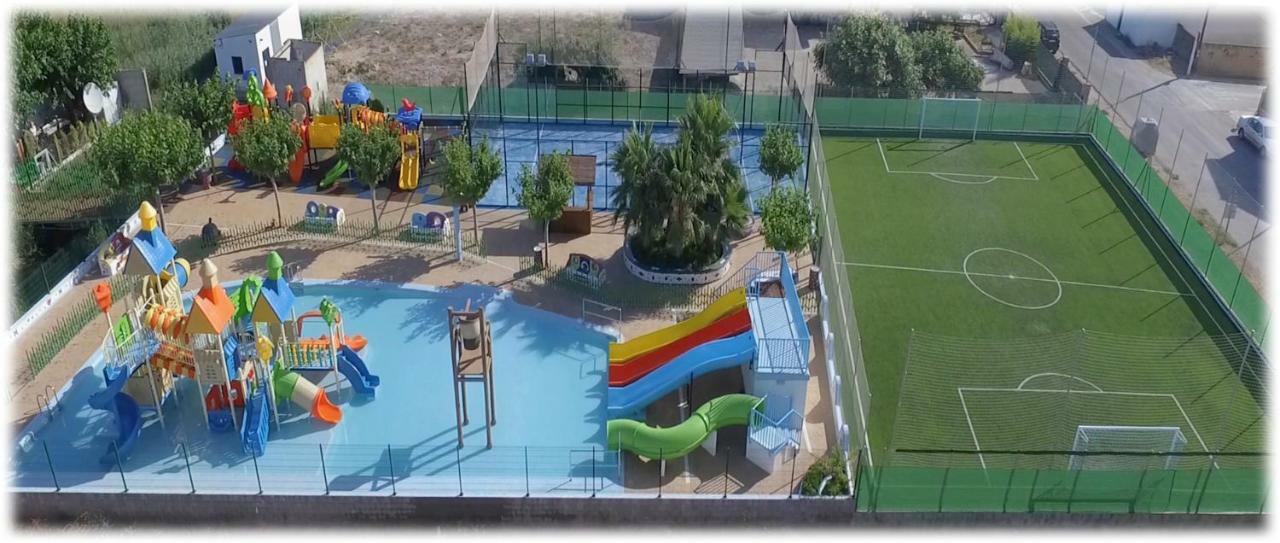 Camping Y Bungalows Monmar มอนโกฟาร์ ภายนอก รูปภาพ